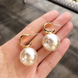 Lianfudai Fashion Korean Oversized Pearl Drop Earrings for Women Bohemian Golden Round Pearl Wedding Earrings Jewelry Party Gift