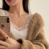 Lianfudai Exquisite Clavicle Chain Elegant Bow Pendant Necklace Fashionable and Simple Jewelry Accessories Collarbone Chain for Women