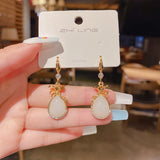 Lianfudai   Korean Fashion Jewelry Exquisite Silver Color Crystal Stone Pendant Eardrop For Women Geometric Piercing Earrings