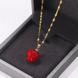 Lianfudai New Fashion Love Heart Strawberry Pendant Necklaces Women Sweet Temperament Design Necklace Party Jewellery Gift