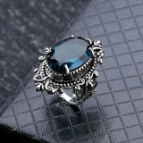 Lianfudai Carved Pattern Vintage Women Rings with Oval Blue CZ Stone Retro Female Rings for Party Chic Anniversary Gift New Jewelry