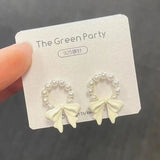 Lianfudai Cute Summer Beach White Flower Pendant Earrings for Womne Wedding Party Aesthetic Jewelry