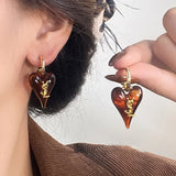 Lianfudai New retro pointed three-dimensional peach heart letter earrings trendy Maillard color earrings for women