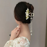 Lianfudai The New refined super fairy Lily of the Valley  Shark Clip Hair Claw Clips For Women Headwear Hairpins Claw Clip Shark Clip