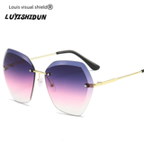 Lianfudai   New Large Frame Women's Sunglasses Trendy Rimless Ocean Color Lens Sun Glasses Street Snap Eyewear Wholesale Glasses