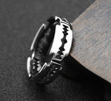Lianfudai  Christmas Charm Stainless Steel Hip Hop Bladed Ring Fashion Punk Rock Black  Silver Color Ring Lover Couple Rings for Man And Women Ring