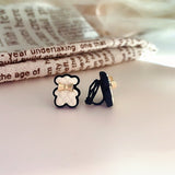 Lianfudai Bear Earring No Hole Ear Clips Simple Lovely Bear Clip On Earring Without Piercing Minimalist Earrings Jewelry CE0787