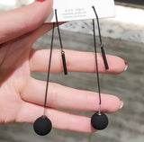 Lianfudai Long Tassels Black Joker Contracted Metal Ball Drop Earrings Women Temperament Weddings Jewelry Gift