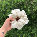 Lianfudai Trend Vintage White Lace Embroidered Flower Hair Tie Sweet Translucent Elastic Headband for Women Party Accessories