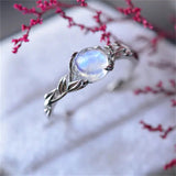 Lianfudai Romantic Lovely Female Temperament Sense Metal Ring Bohemian Vine Branches And Leaves Inlaid Moonstone Ring Gift Jewelry For Her